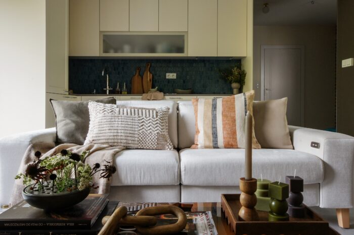 Dobrze Mieszkaj – publikacja projektu mieszkania z salonem i kuchnią, wnętrza pod klucz JK+Partners